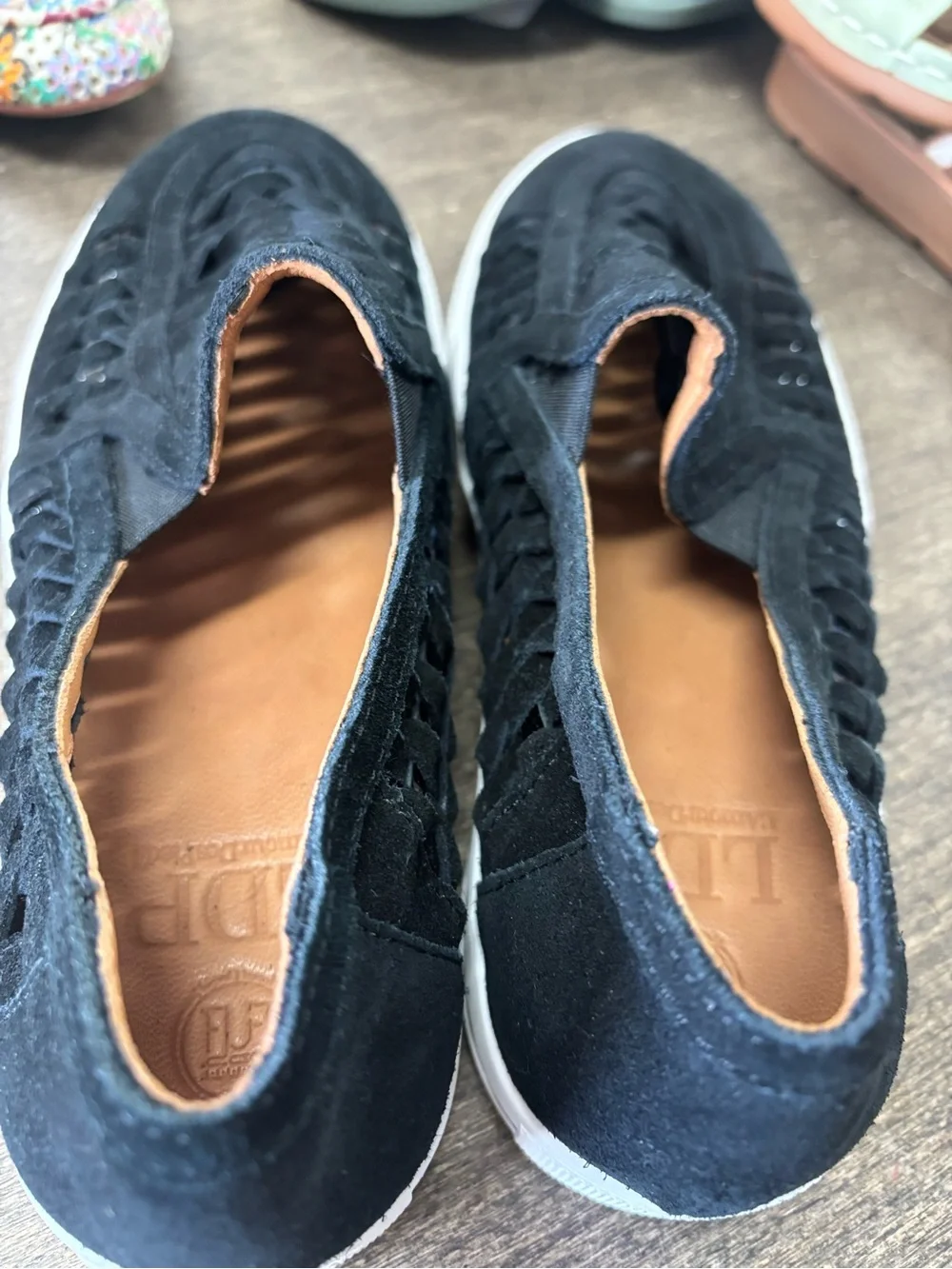L'Amour Des Pieds Karsha Leather Sneakers